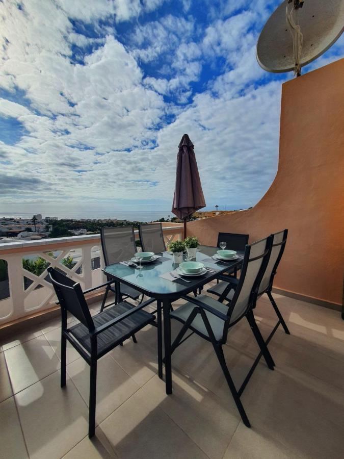 Sea View In Paradise Court 阿德耶 外观 照片