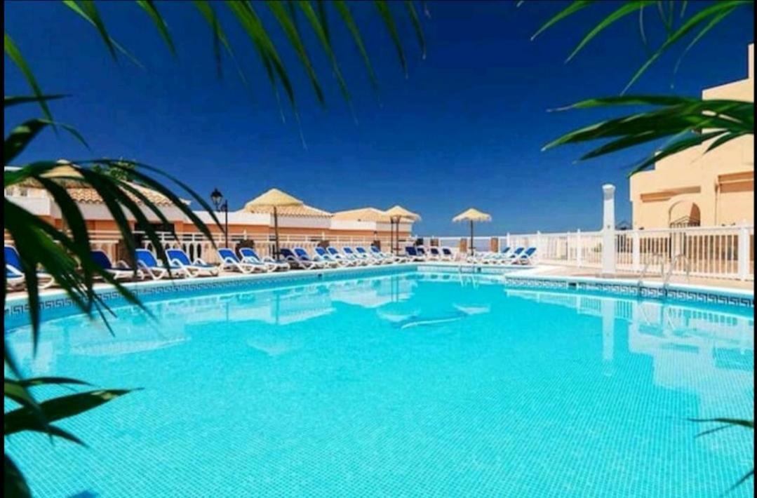 Sea View In Paradise Court 阿德耶 外观 照片